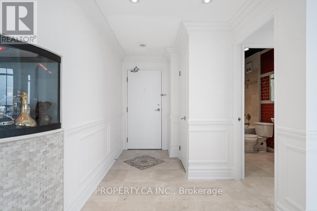 Ph11 - 75 King Street E, Mississauga, Ontario  L5A 4G5 - Photo 2 - W12971822