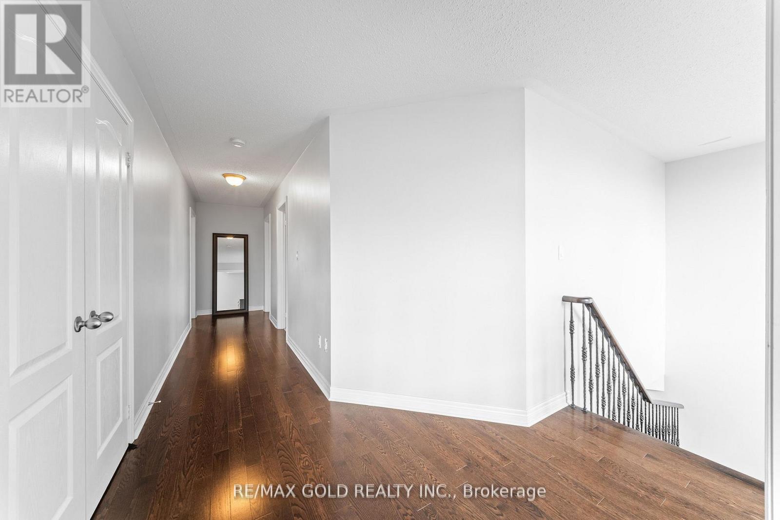 9 Fringetree Road, Brampton, Ontario  L6R 0B6 - Photo 24 - W12971834