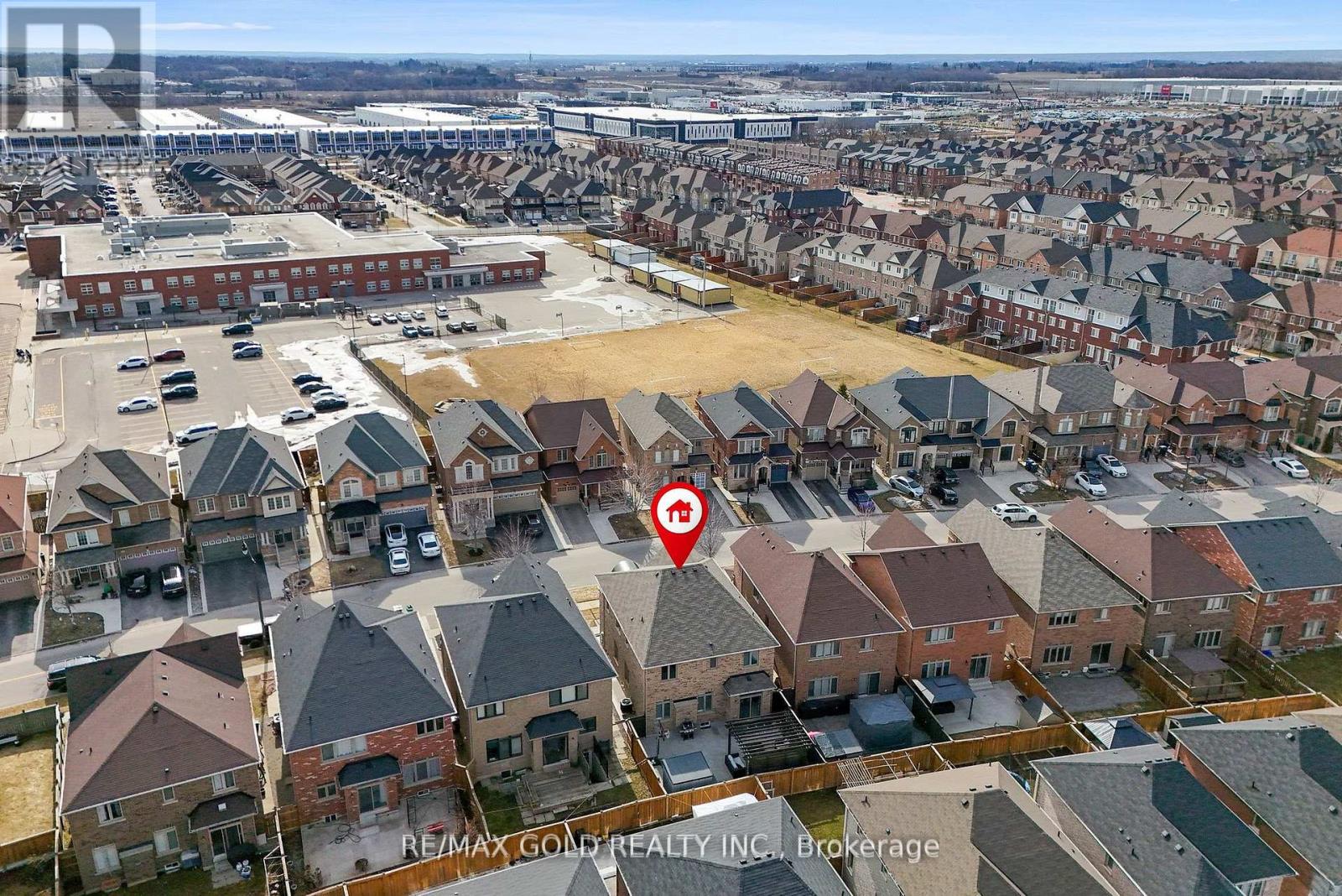 9 Fringetree Road, Brampton, Ontario  L6R 0B6 - Photo 47 - W12971834