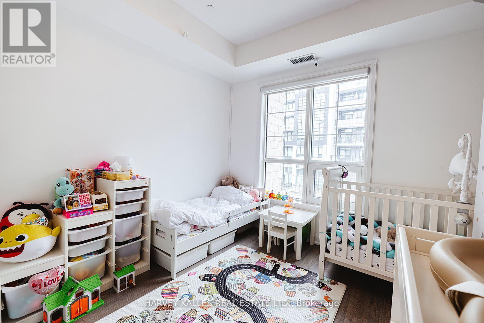 227 - 216 Oak Park Boulevard, Oakville, Ontario  L6H 0K3 - Photo 21 - W12971846