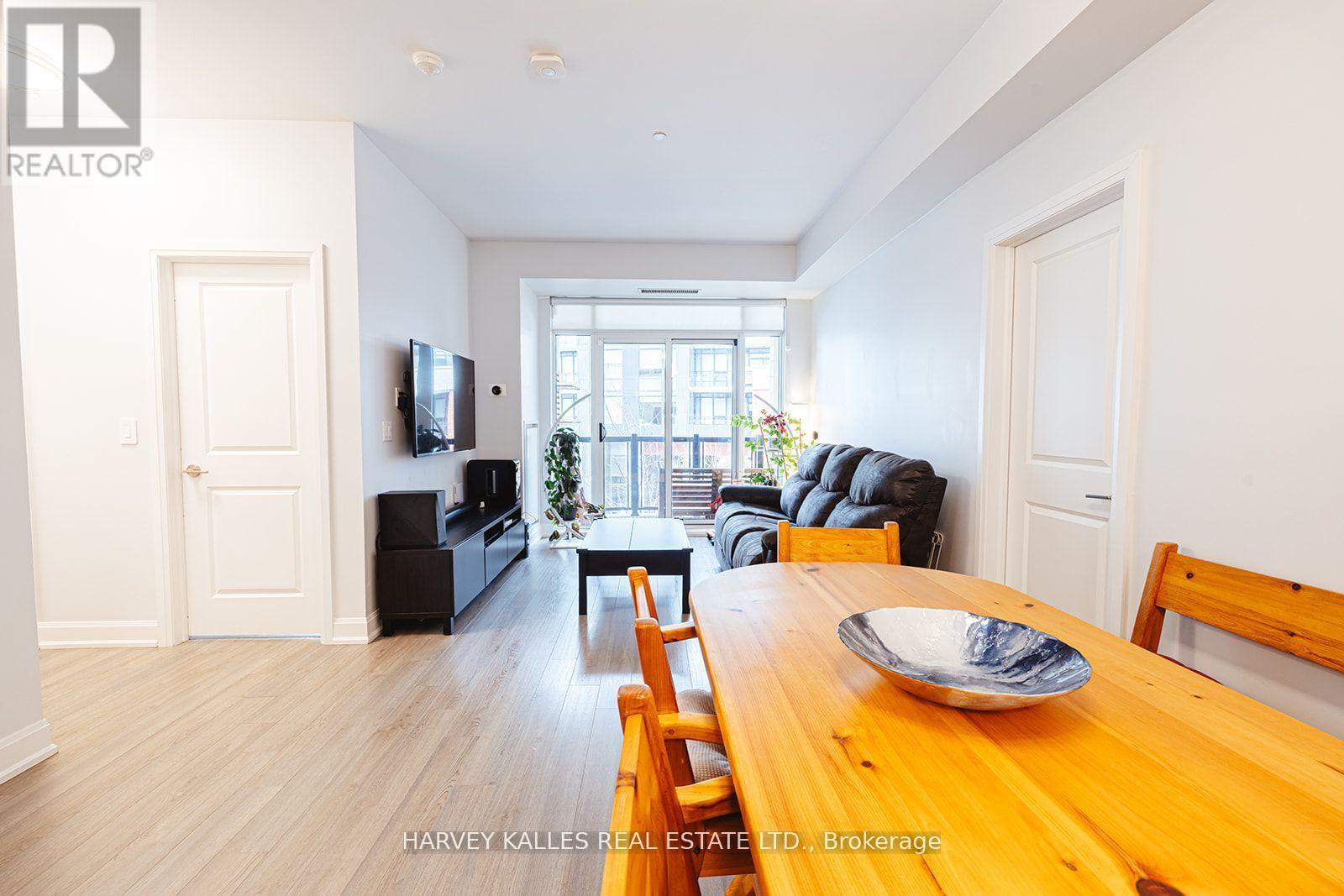 227 - 216 Oak Park Boulevard, Oakville, Ontario  L6H 0K3 - Photo 32 - W12971846