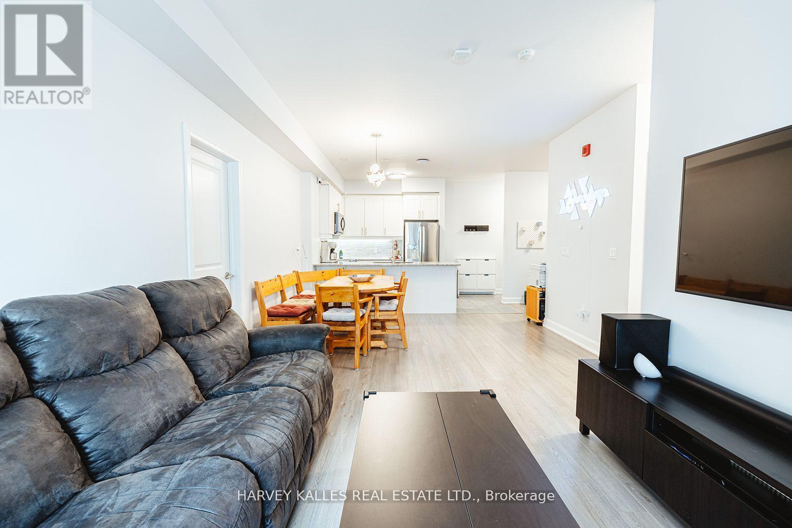 227 - 216 Oak Park Boulevard, Oakville, Ontario  L6H 0K3 - Photo 35 - W12971846