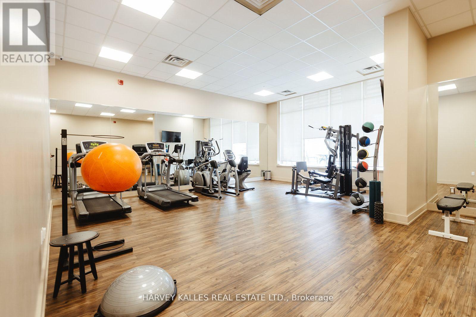 227 - 216 Oak Park Boulevard, Oakville, Ontario  L6H 0K3 - Photo 43 - W12971846