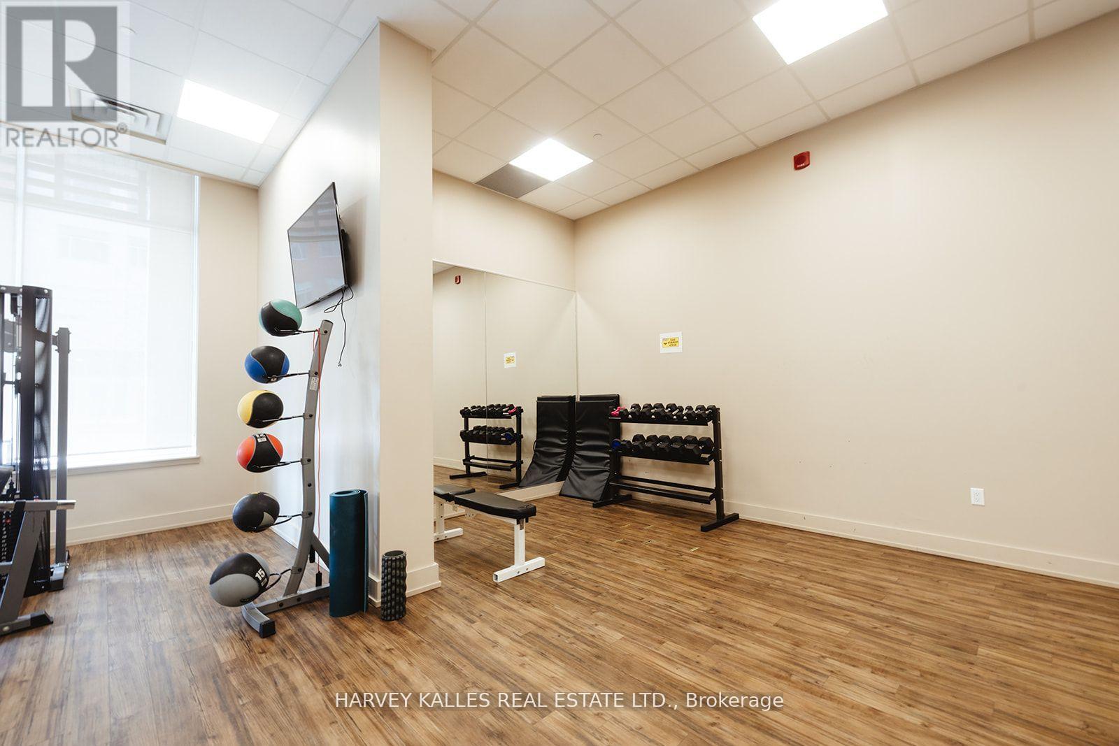 227 - 216 Oak Park Boulevard, Oakville, Ontario  L6H 0K3 - Photo 44 - W12971846