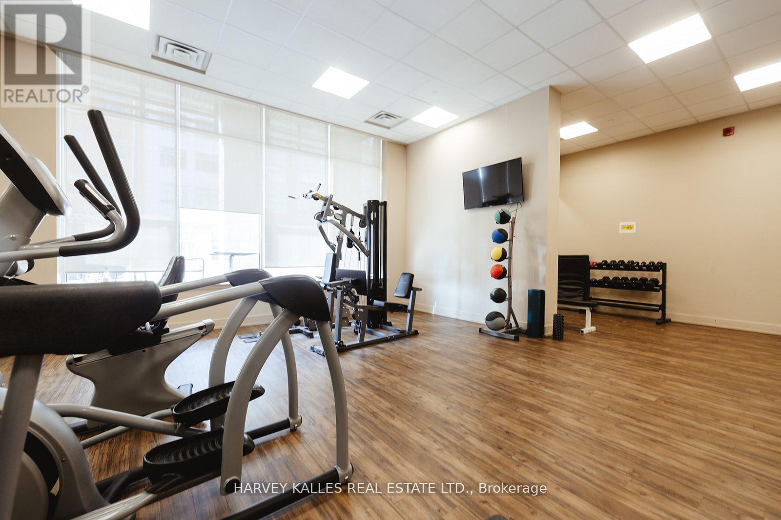 227 - 216 Oak Park Boulevard, Oakville, Ontario  L6H 0K3 - Photo 45 - W12971846