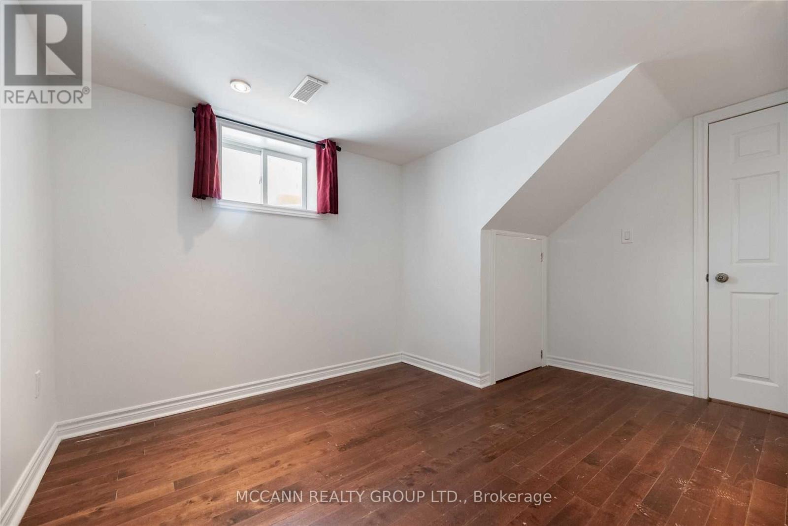 Basement - 114 Belgravia Avenue, Toronto, Ontario  M6E 2M5 - Photo 11 - W12971856