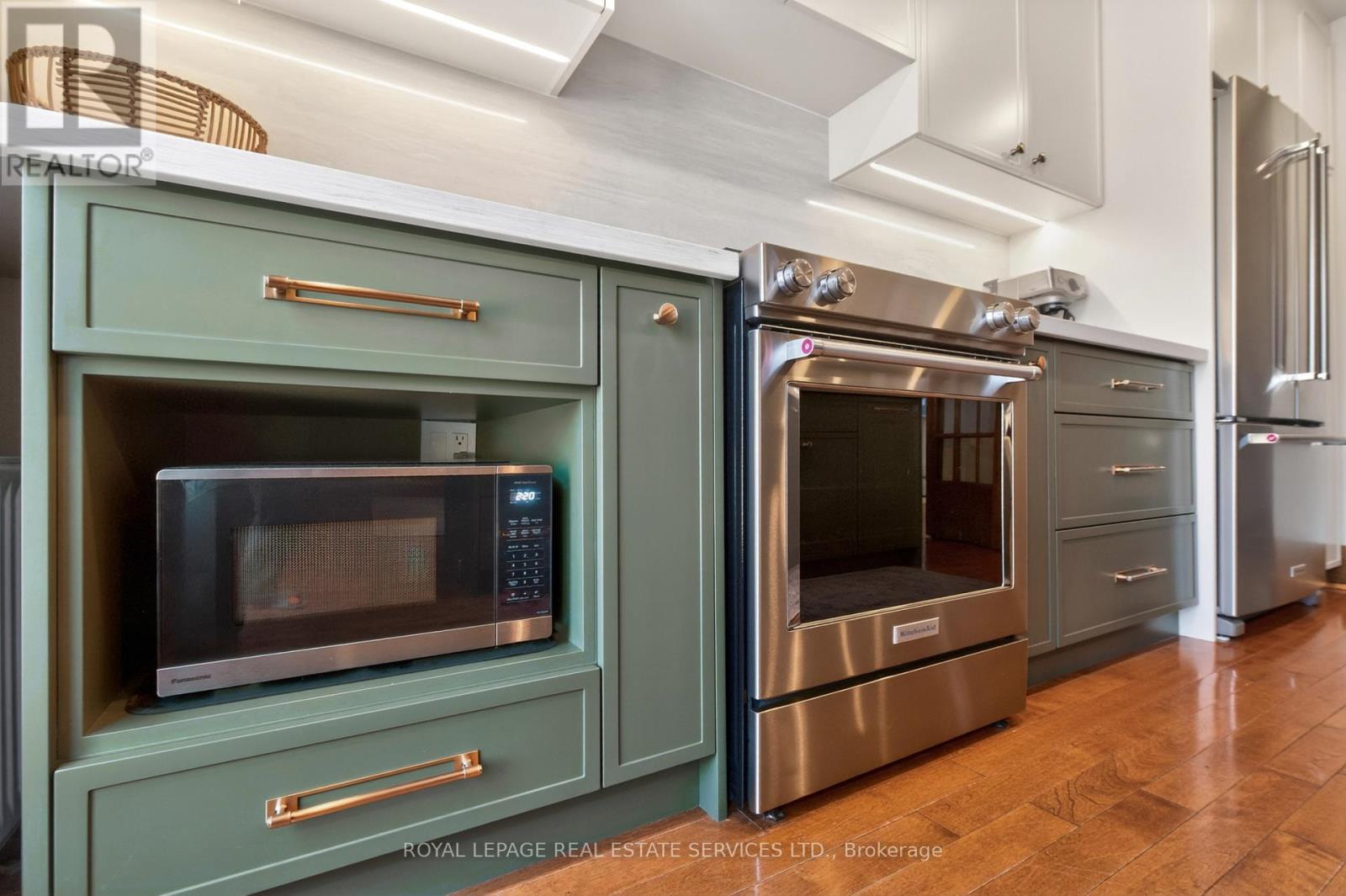 139 Evans Avenue, Toronto, Ontario  M6S 3V9 - Photo 19 - W12971866