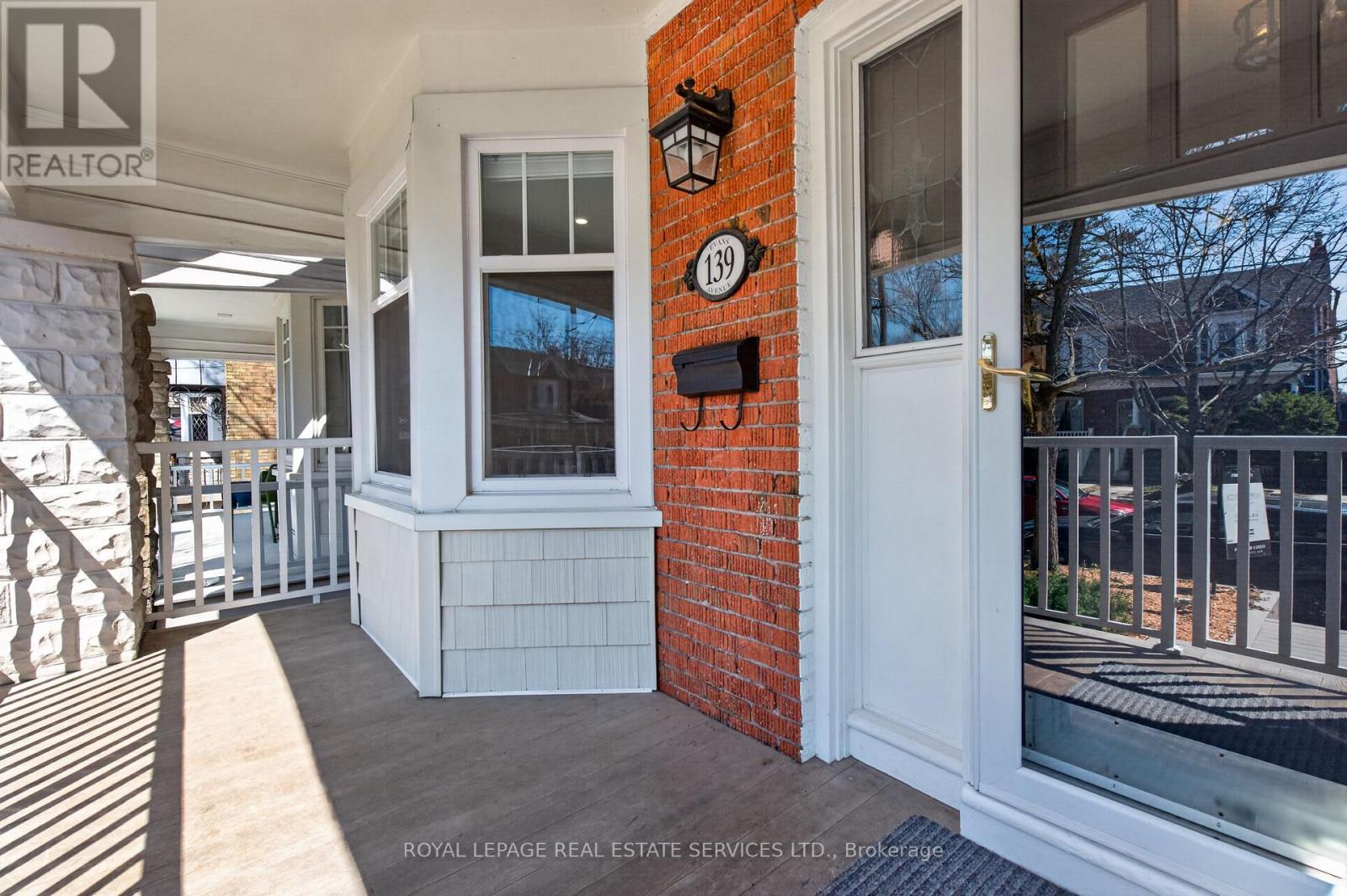 139 Evans Avenue, Toronto, Ontario  M6S 3V9 - Photo 2 - W12971866