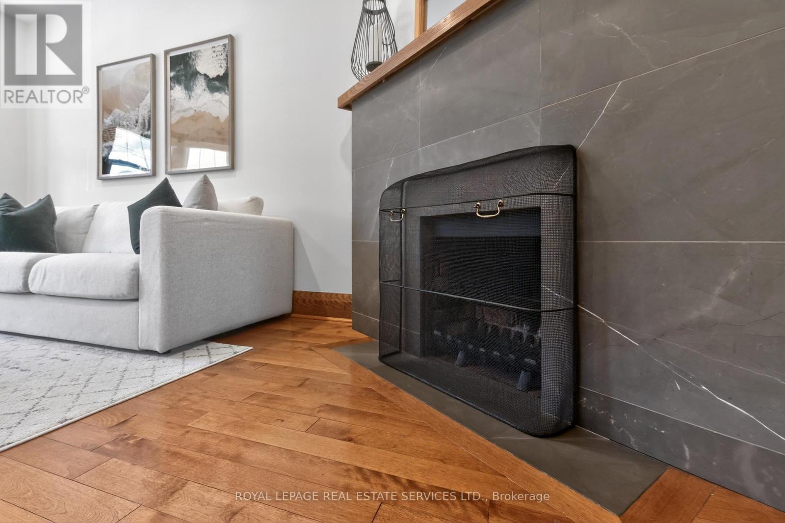 139 Evans Avenue, Toronto, Ontario  M6S 3V9 - Photo 9 - W12971866