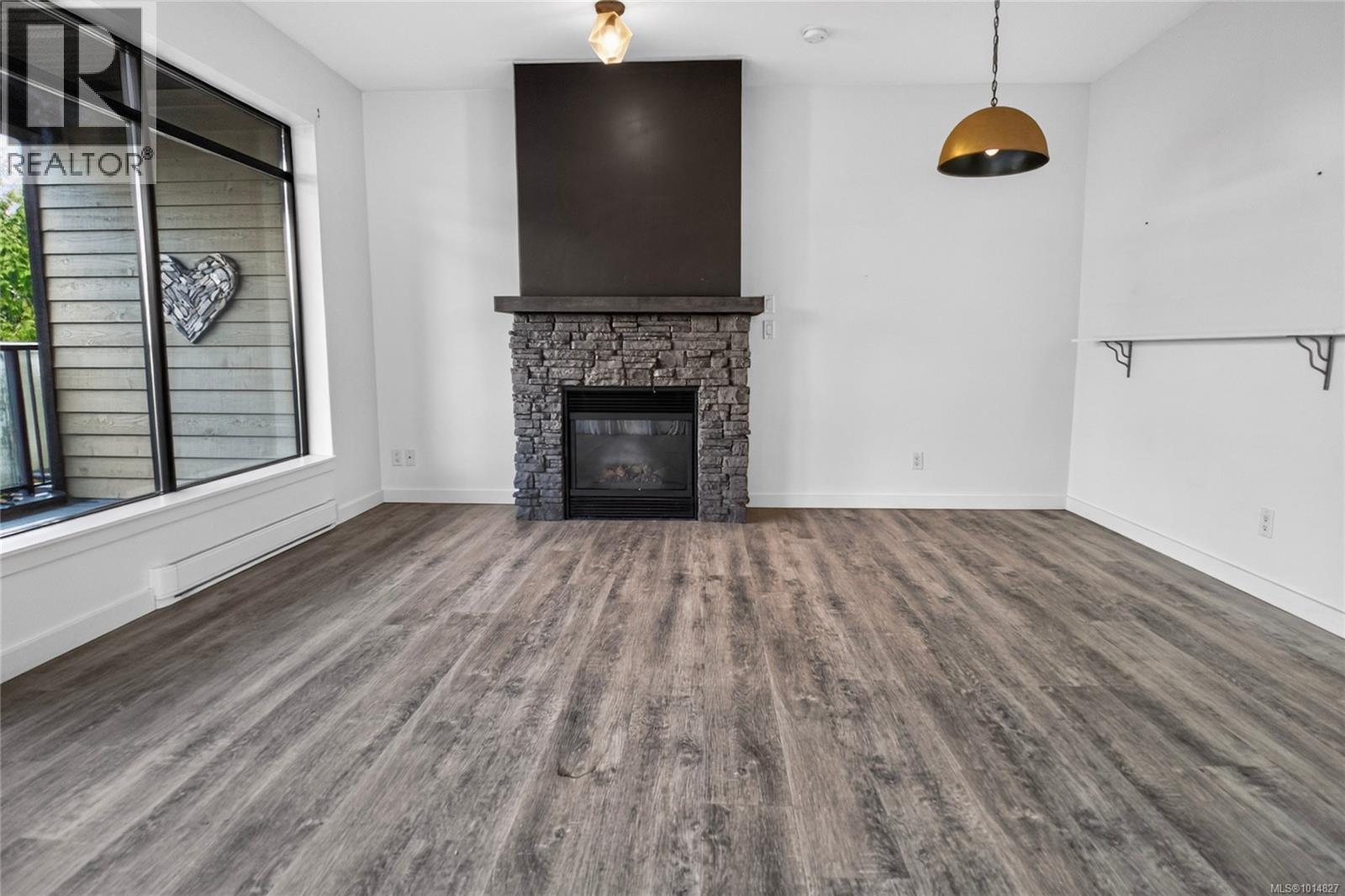 204 591 Pfeiffer Cres, Tofino, British Columbia  V0R 2Z0 - Photo 3 - 1014827