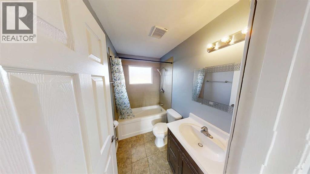 9256 111 Avenue, Grande Prairie, Alberta  T8V 3G2 - Photo 7 - A2299799