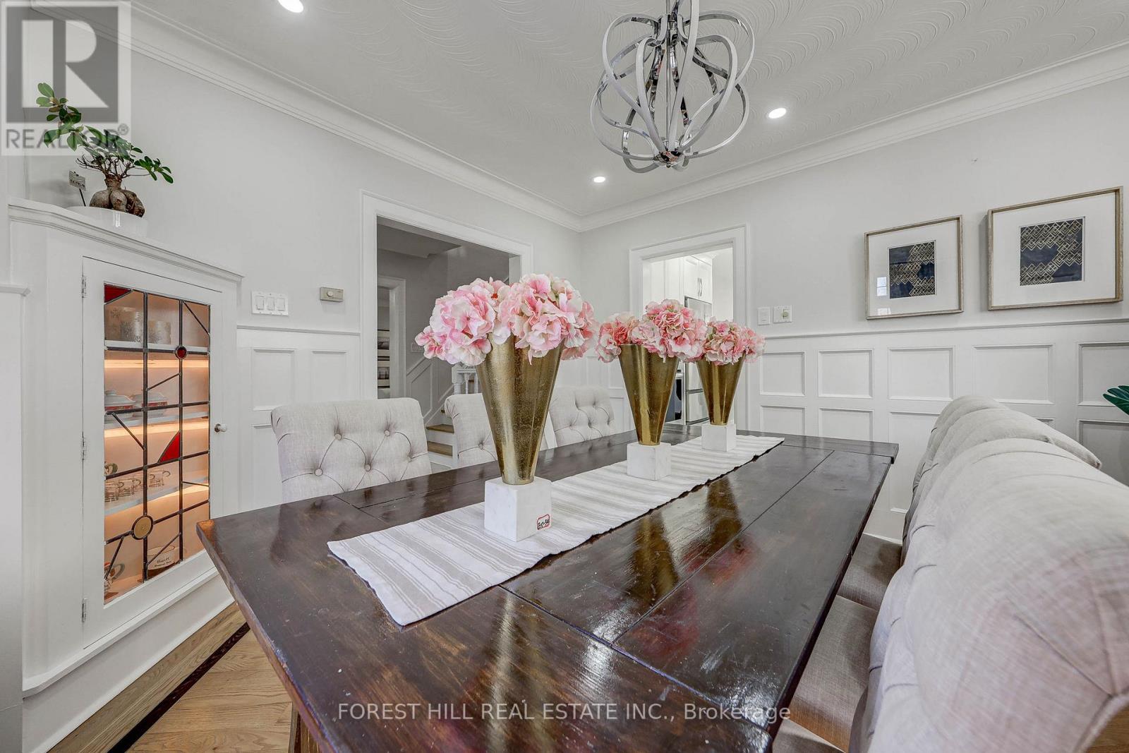 607 SPADINA ROAD Toronto (Forest Hill South), ON M5P 2X1