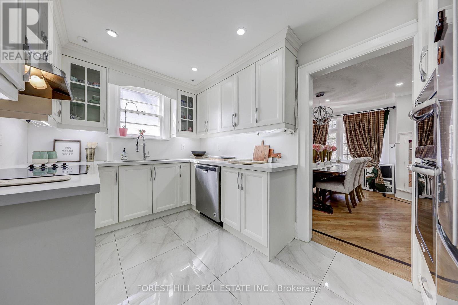 607 SPADINA ROAD Toronto (Forest Hill South), ON M5P 2X1