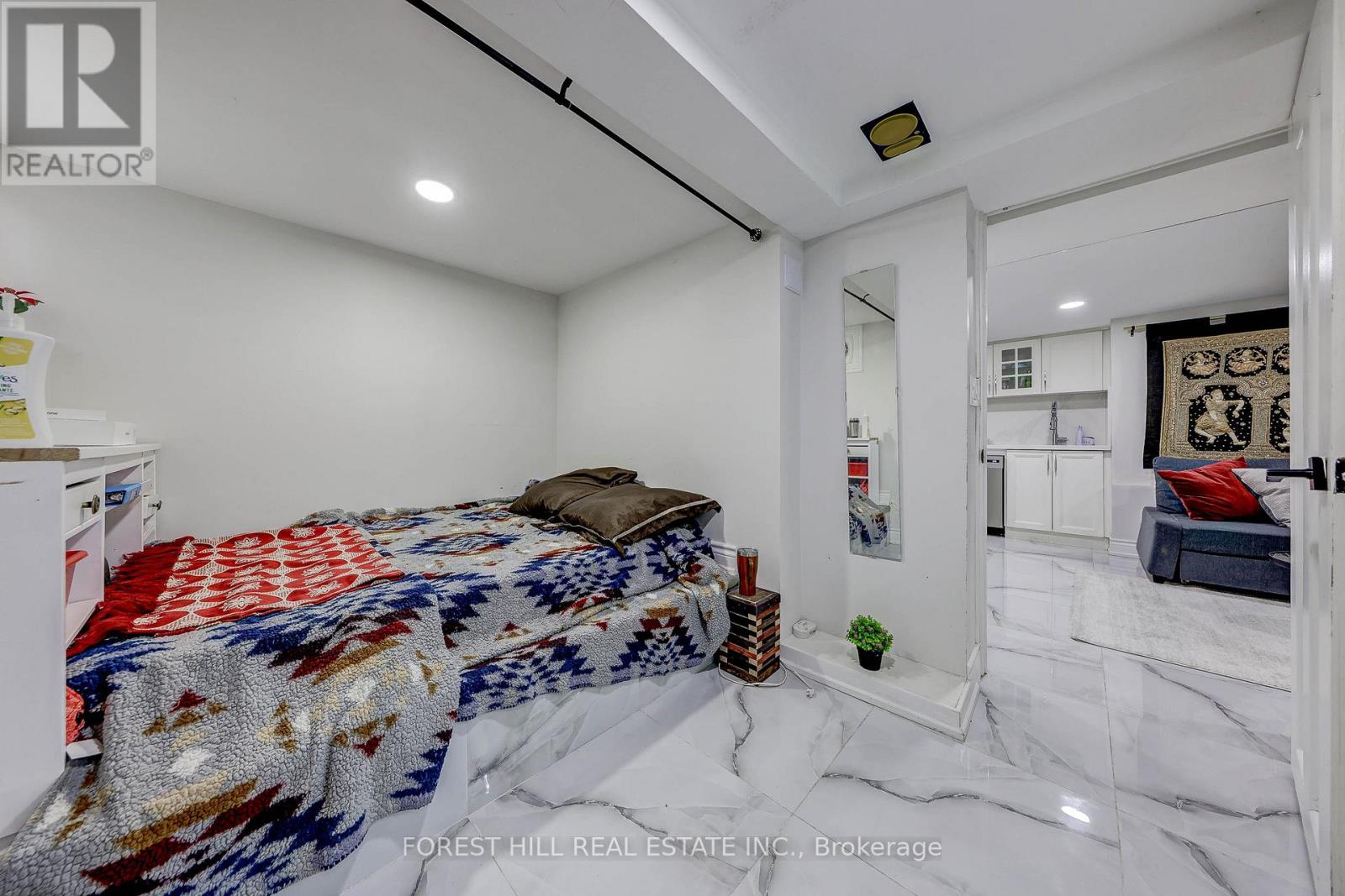 607 Spadina Road, Toronto, Ontario  M5P 2X1 - Photo 29 - C12971490