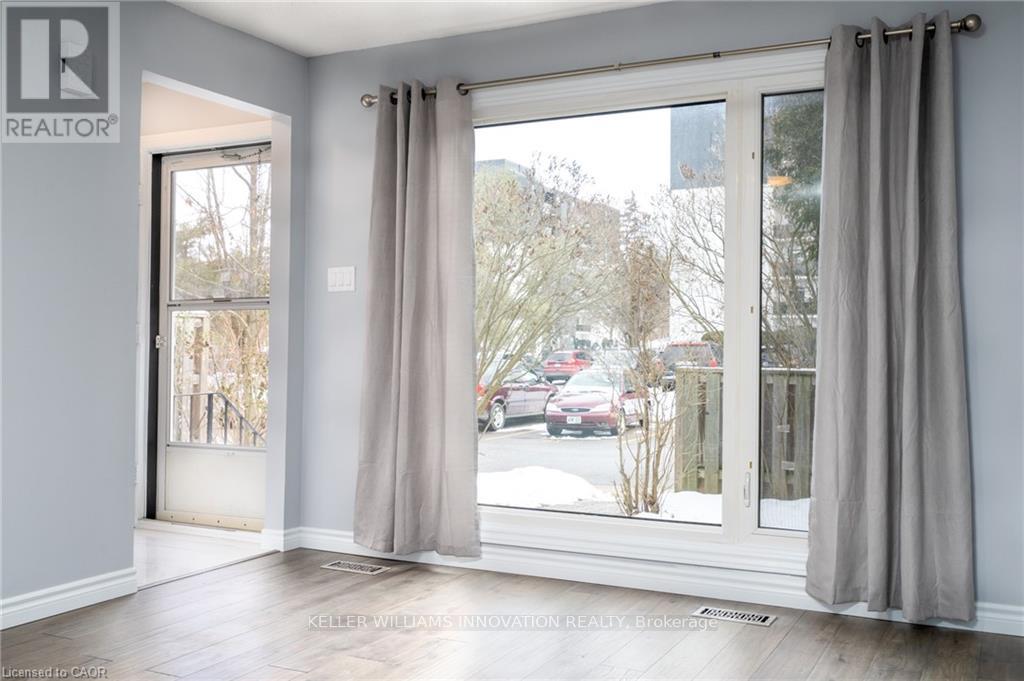 42 Wilsonview Avenue, Guelph, Ontario N1G 2Z9 - Photo 3 - X12971772