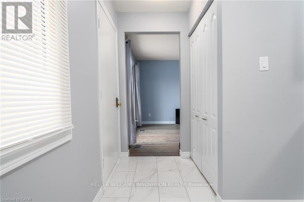 42 Wilsonview Avenue, Guelph, Ontario N1G 2Z9 - Photo 4 - X12971772