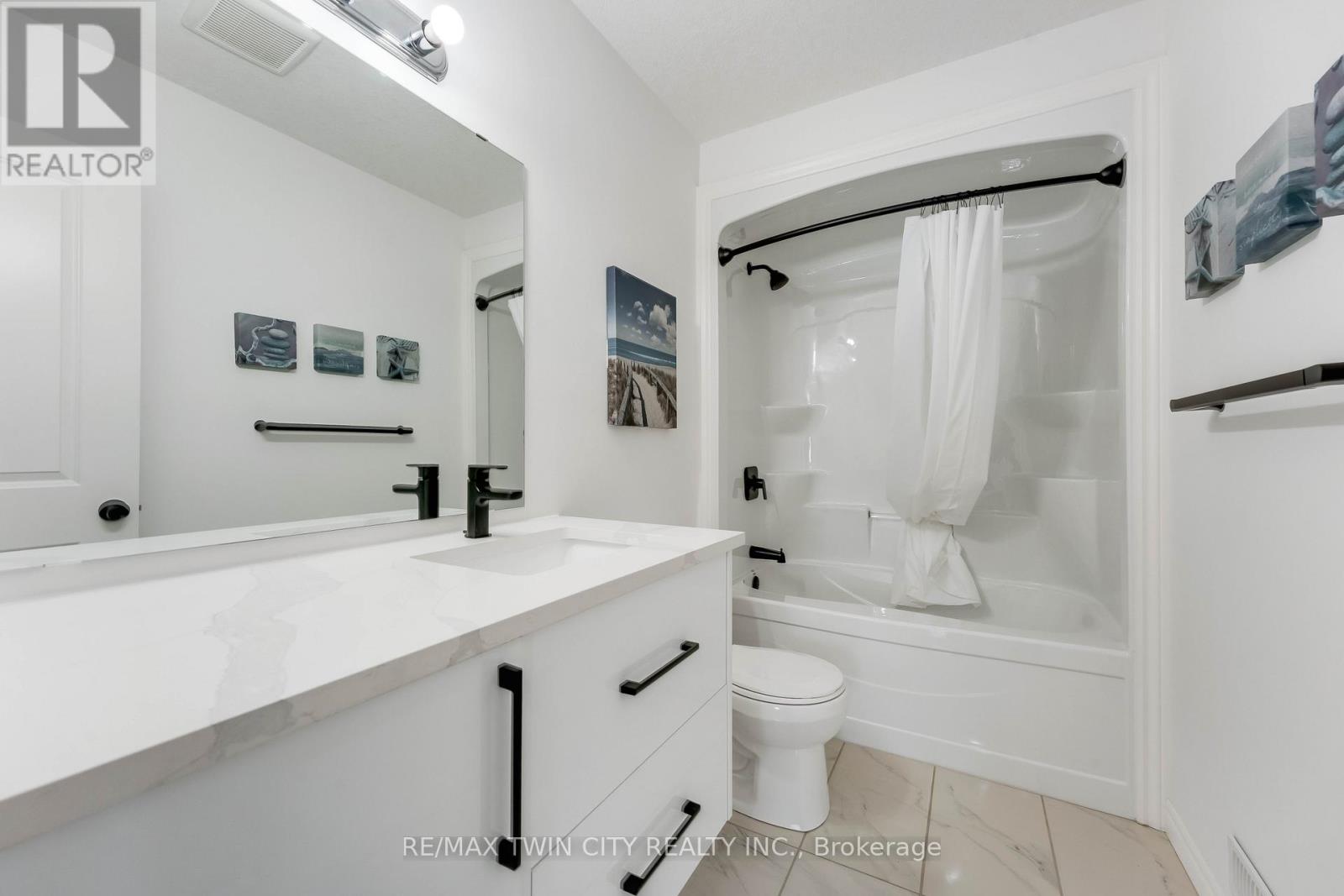 297 Middleton Avenue W, London South, Ontario  N6L 0G1 - Photo 18 - X12971820