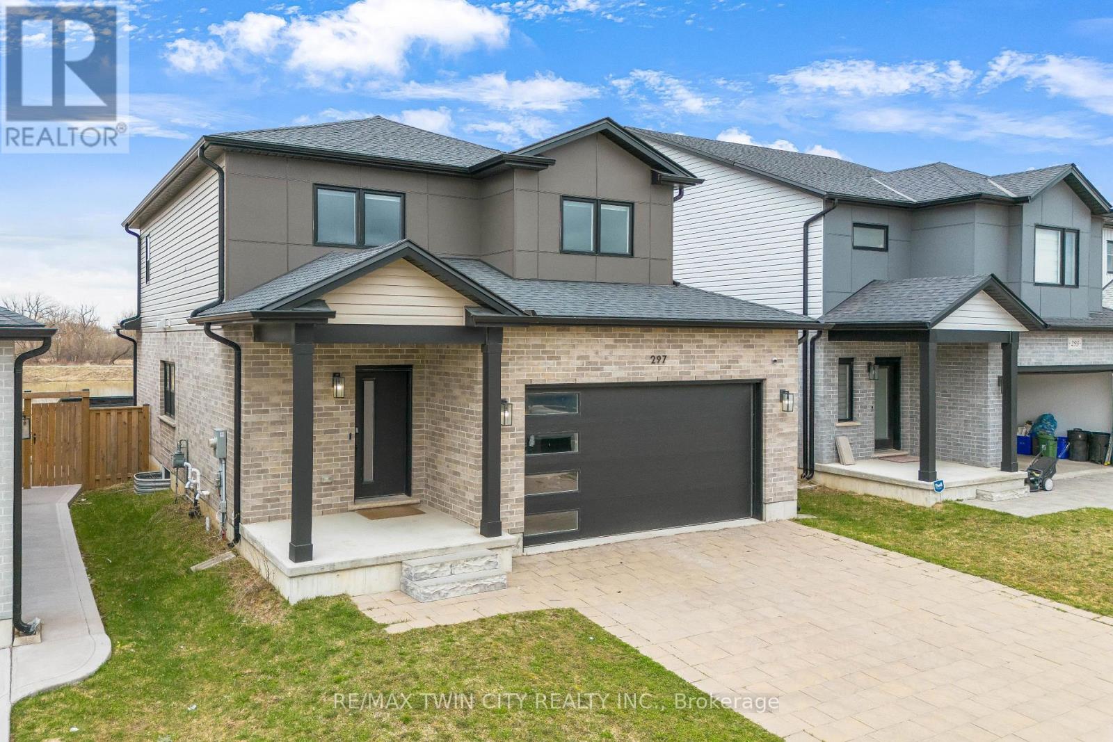 297 Middleton Avenue W, London South, Ontario  N6L 0G1 - Photo 2 - X12971820