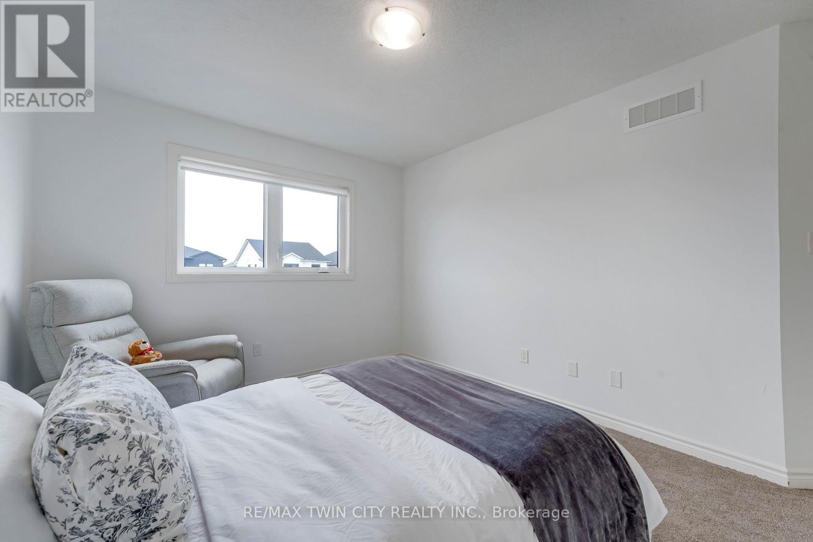 297 Middleton Avenue W, London South, Ontario  N6L 0G1 - Photo 33 - X12971820