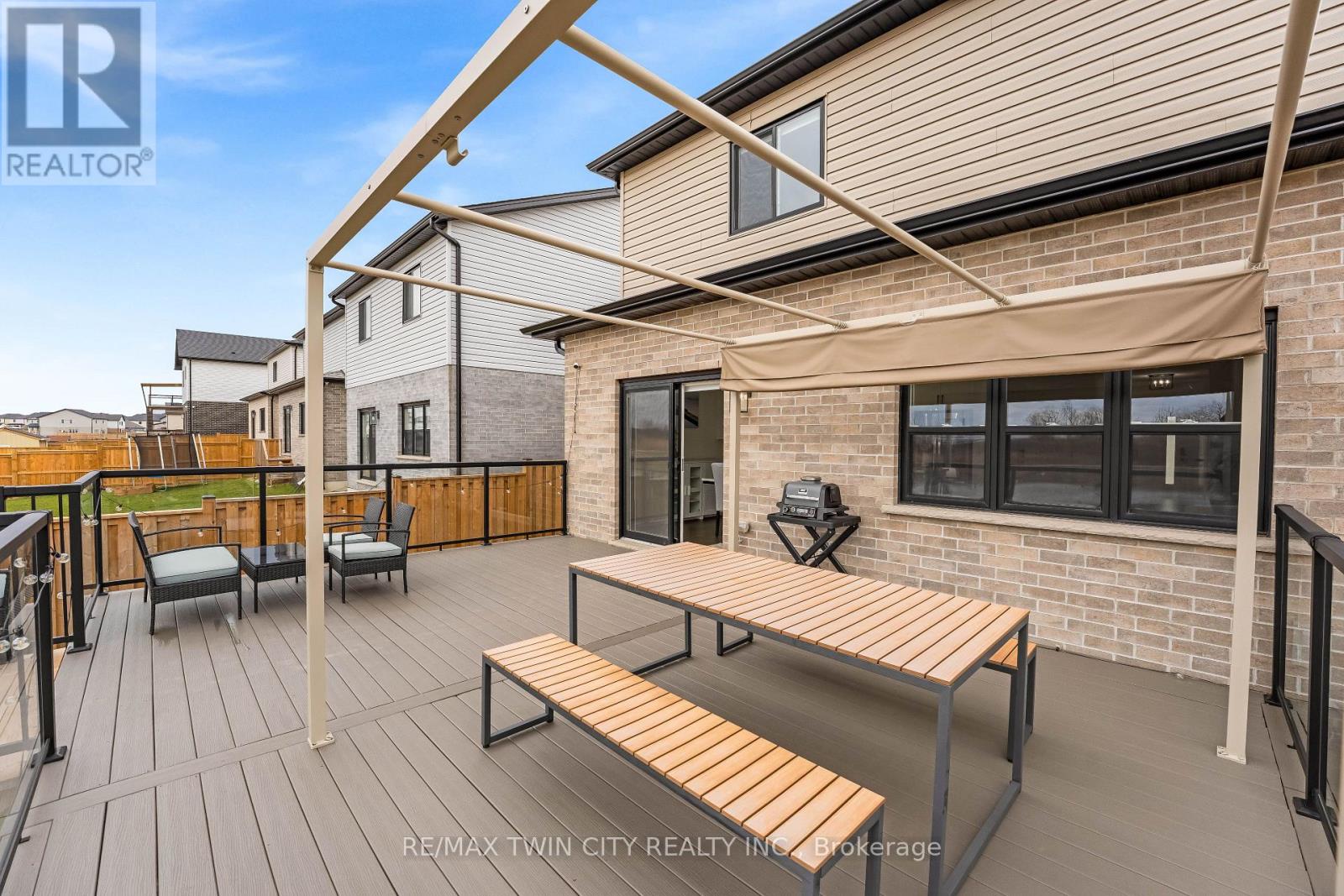 297 Middleton Avenue W, London South, Ontario  N6L 0G1 - Photo 37 - X12971820