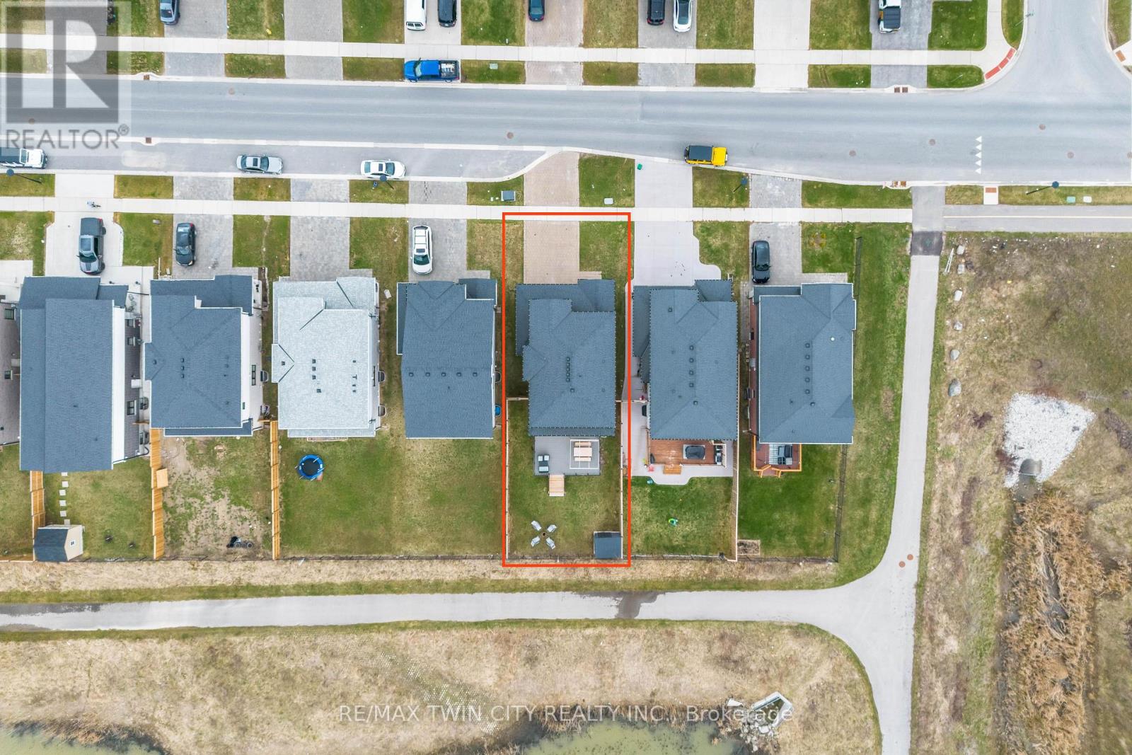 Photo 40 of 48 for 297 Middleton Avenue W