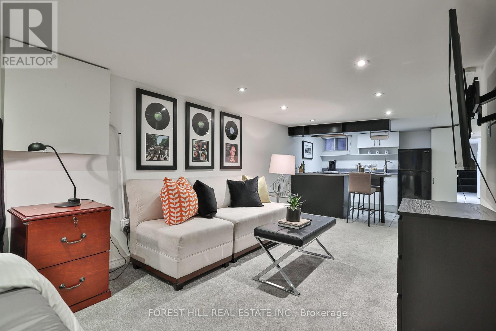 68 Sparkhall Avenue, Toronto, Ontario  M4K 1G6 - Photo 29 - E12971830