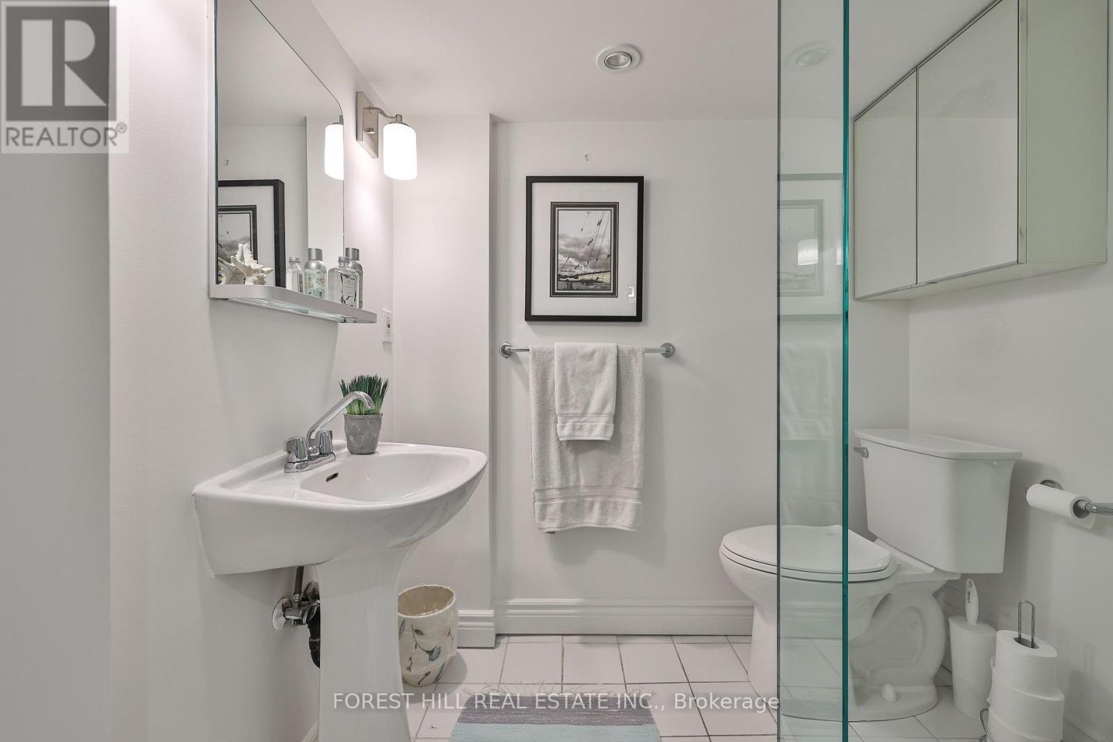 68 Sparkhall Avenue, Toronto, Ontario  M4K 1G6 - Photo 31 - E12971830