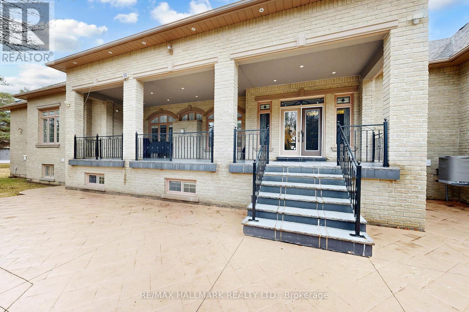 11 Cranborne Chase, Whitchurch-Stouffville, Ontario  L4A 0C6 - Photo 41 - N12953598