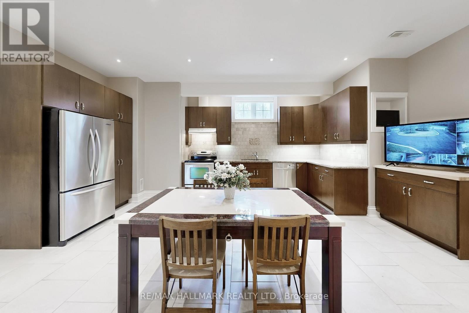 11 Cranborne Chase, Whitchurch-Stouffville, Ontario  L4A 0C6 - Photo 34 - N12953598