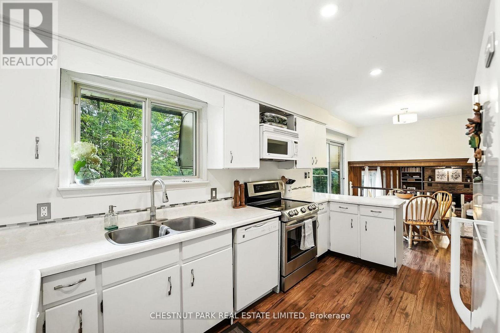 720 Highway 48, Brock, Ontario  L0K 1A0 - Photo 11 - N12966356