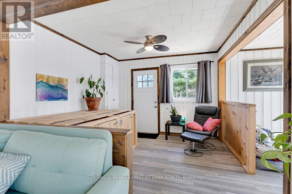 889 Jones Point Road, Tay Valley, Ontario  K7H 3C7 - Photo 17 - X12843794