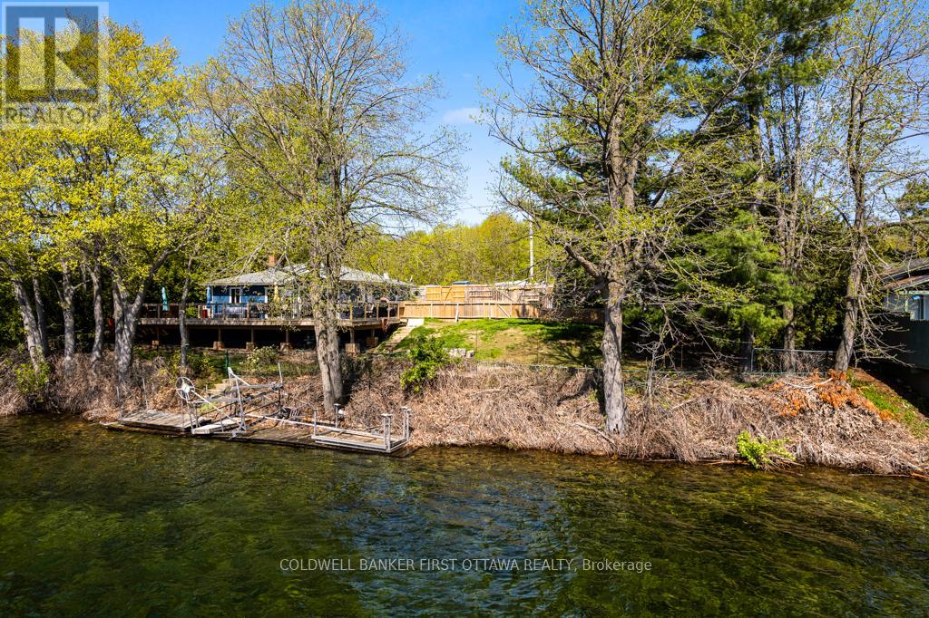 889 Jones Point Road, Tay Valley, Ontario  K7H 3C7 - Photo 1 - X12843794