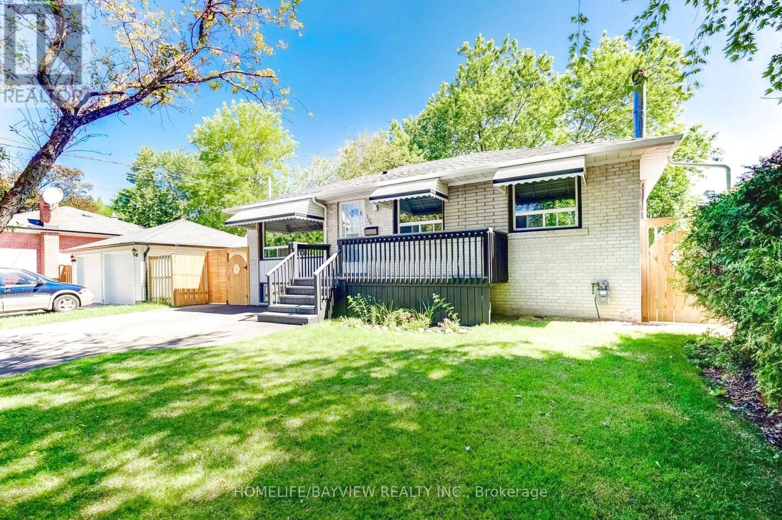 139 Felix Road, Richmond Hill, Ontario  L4C 3M4 - Photo 2 - N12971354