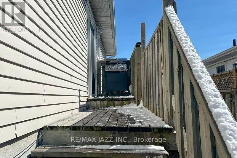 1286 Sunningdale Avenue, Oshawa, Ontario  L1H 8G7 - Photo 14 - E12971980