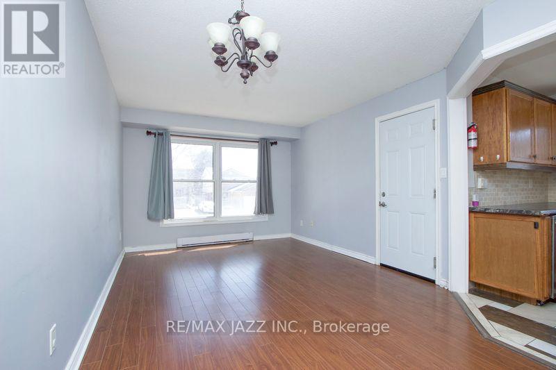 1286 Sunningdale Avenue, Oshawa, Ontario  L1H 8G7 - Photo 2 - E12971980