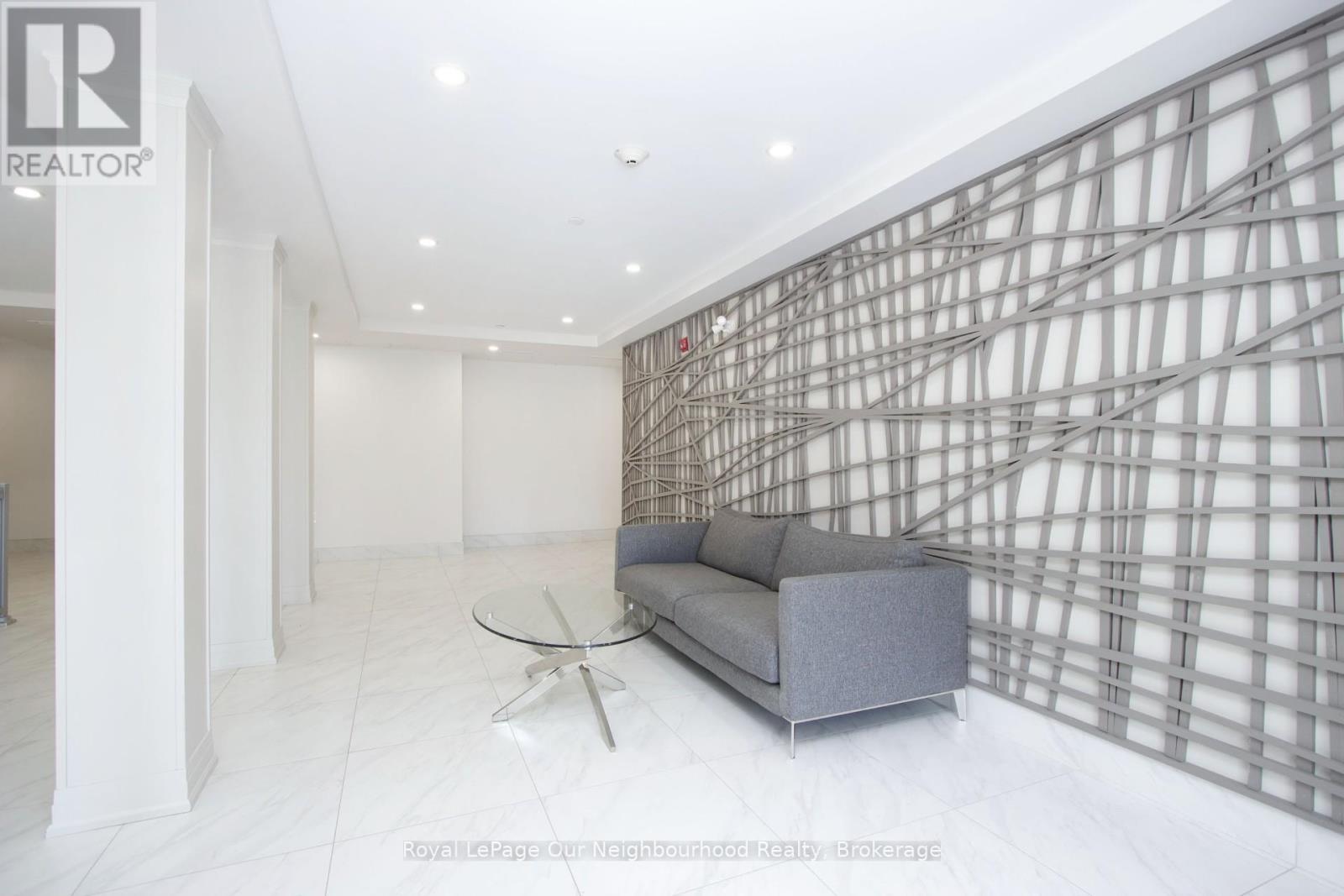 210 - 65 Shipway Avenue, Clarington, Ontario  L1B 0B7 - Photo 4 - E12972076