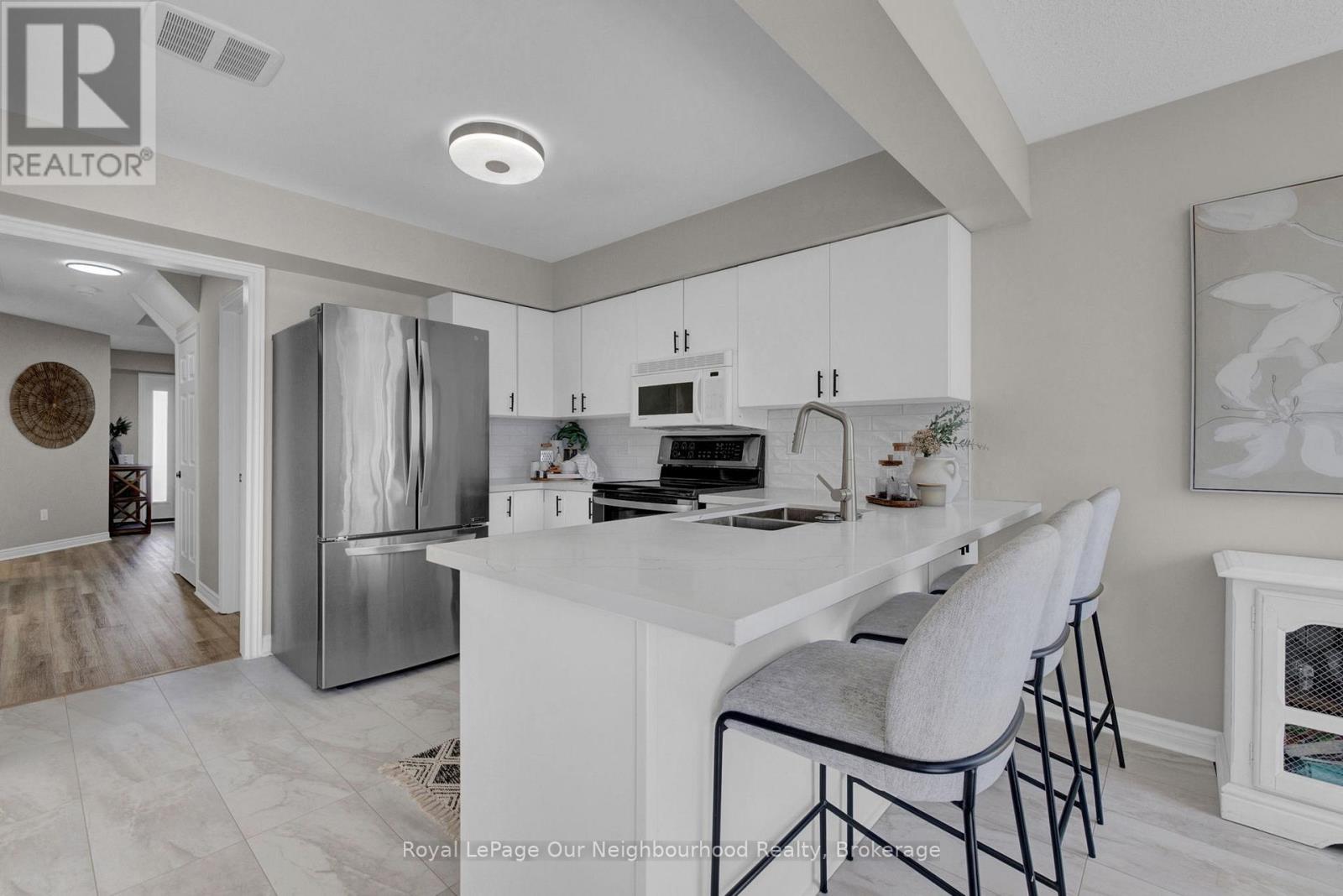 31 Brownstone Crescent, Clarington, Ontario  L1E 2Y1 - Photo 7 - E12972184