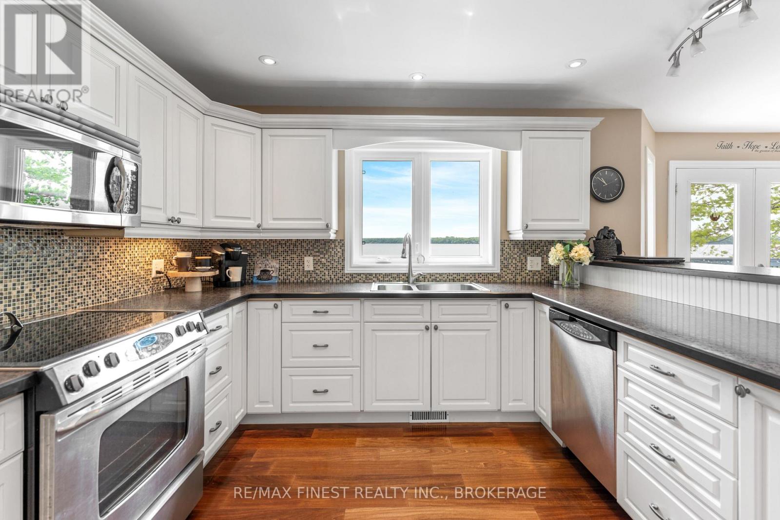 121 Hickory Lane, Frontenac Islands, Ontario  K0H 2Y0 - Photo 16 - X12971946