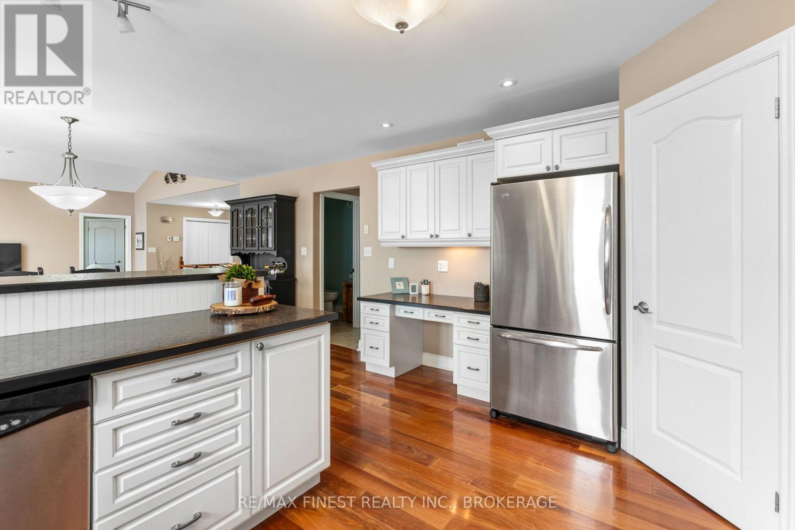 121 Hickory Lane, Frontenac Islands, Ontario  K0H 2Y0 - Photo 17 - X12971946