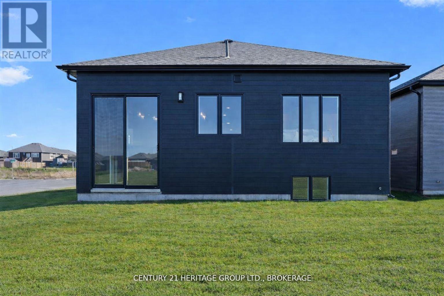 112 Creighton (Lot 59) Drive, Loyalist, Ontario  K0H 2H0 - Photo 28 - X12972224