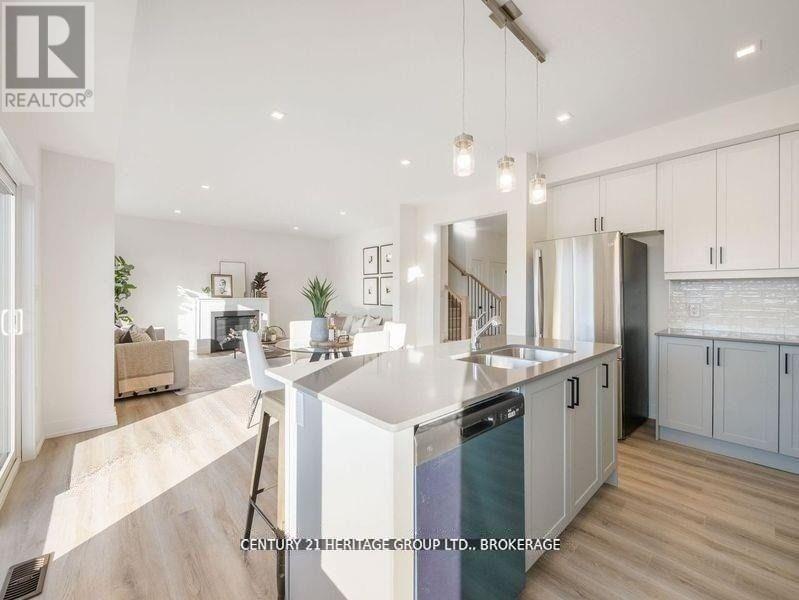 78 Dusenbury Drive, Loyalist, Ontario  K0H 2H0 - Photo 5 - X12972226