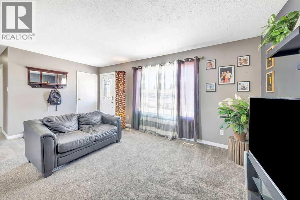 3109 47 Avenue, Lloydminster, Saskatchewan  S9V 1E8 - Photo 6 - A2297358