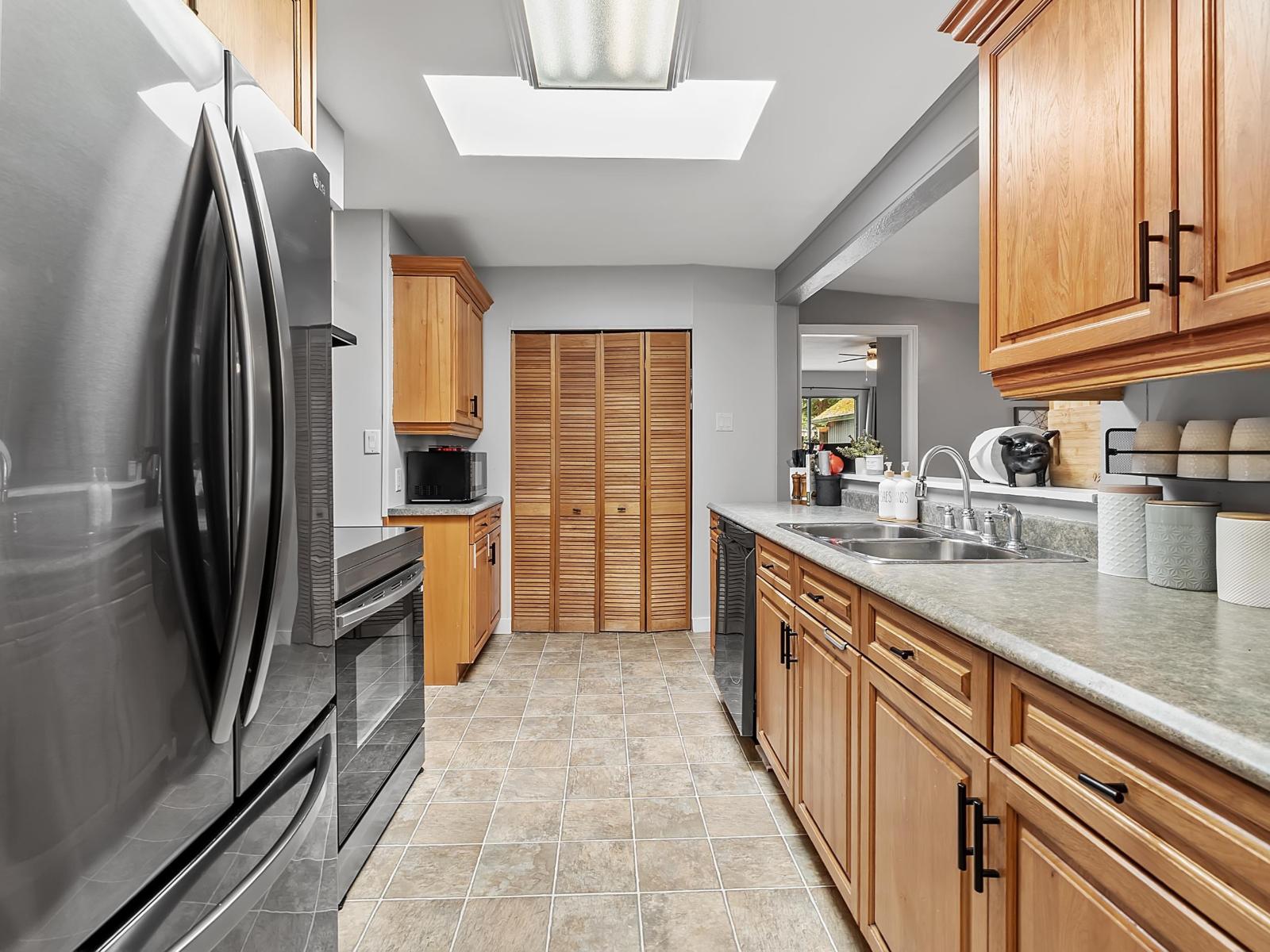 4552 200a Street, Langley, British Columbia  V3A 6J7 - Photo 11 - R3106908