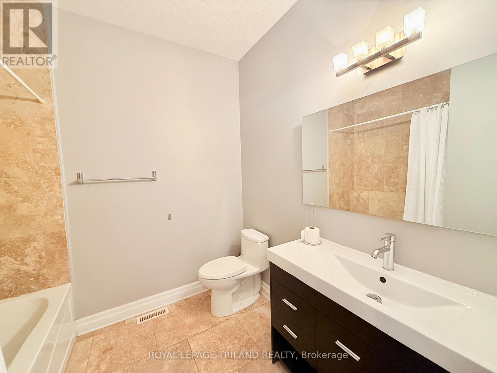 1499 Healy Road, London North, Ontario  N6G 0B4 - Photo 10 - X12972064