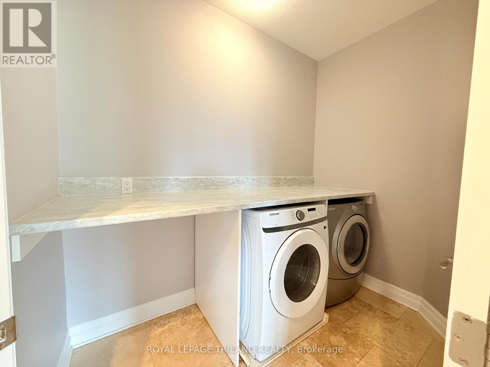 1499 Healy Road, London North, Ontario  N6G 0B4 - Photo 8 - X12972064