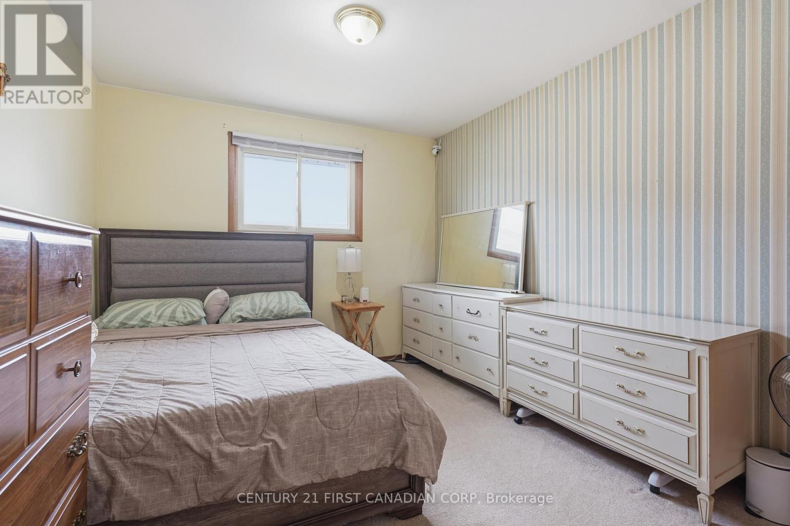 99 Muriel Crescent, London South, Ontario  N6E 2K4 - Photo 18 - X12972230