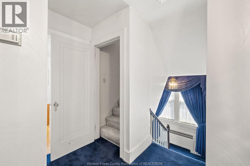 2203 Victoria, Windsor, Ontario  N8X 1R2 - Photo 33 - 26007485