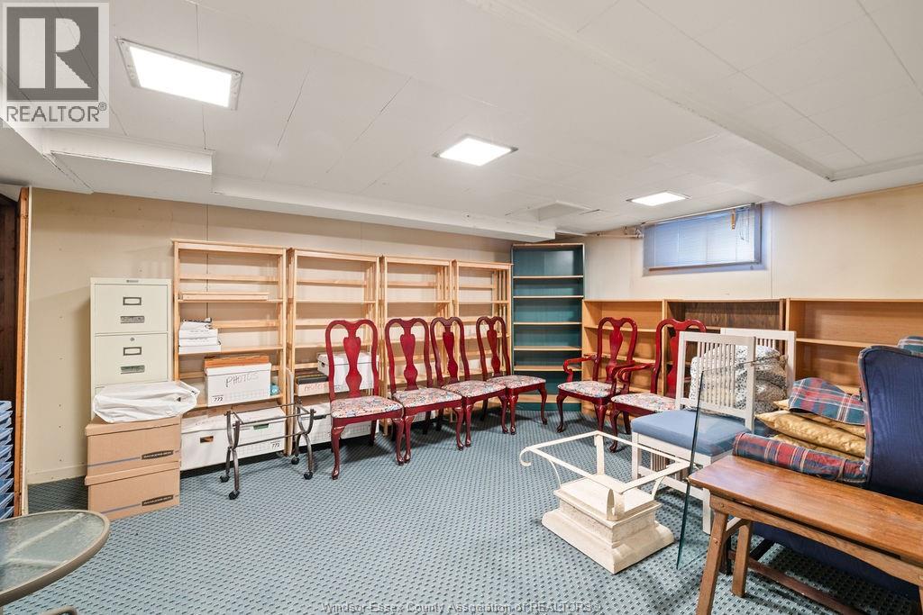 2203 Victoria, Windsor, Ontario  N8X 1R2 - Photo 42 - 26007485