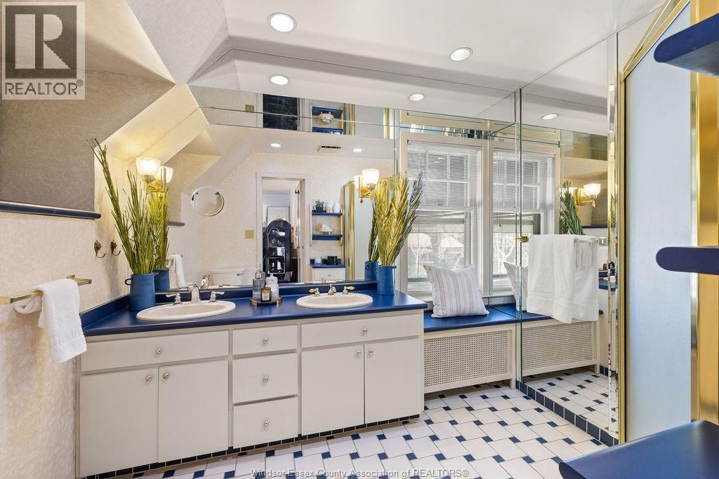 2203 Victoria, Windsor, Ontario  N8X 1R2 - Photo 28 - 26007485