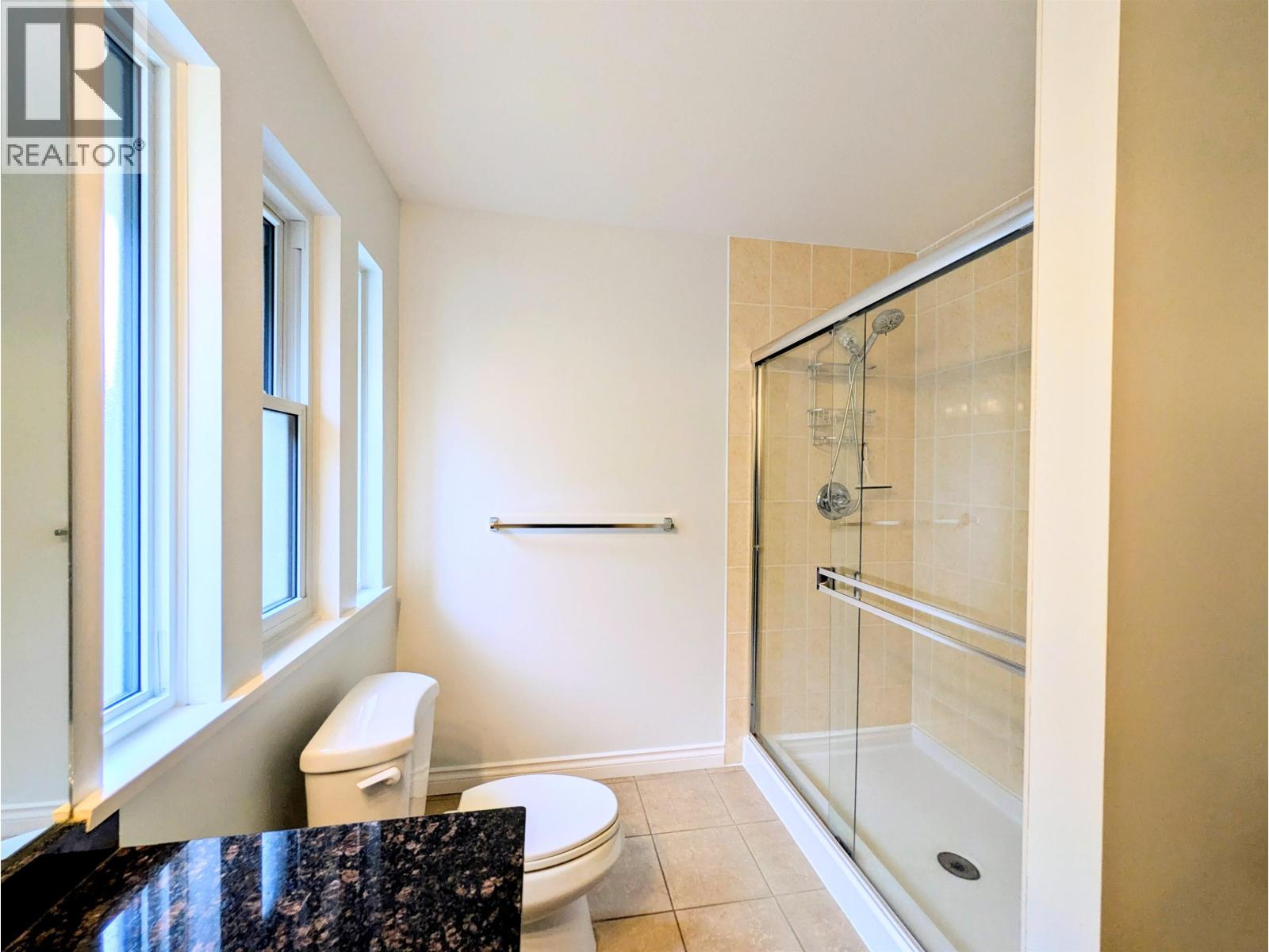 232 Fourth Avenue, New Westminster, British Columbia  V3L 1N7 - Photo 8 - R3098785